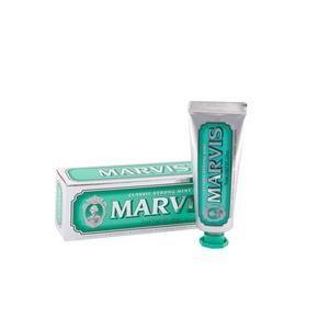 Marvis Classic Strong Mint i resestorlek