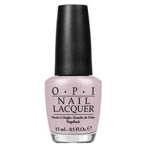 OPI Don't Bossa Nova Me Around en nude med rosa undertoner - en riktigt fin sommarfärg från OPI's samling Brazil.