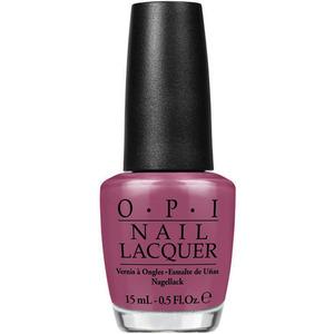OPI Just Lanai-ing Around är en vacker lila färg som kan bäras av alla åldrar.