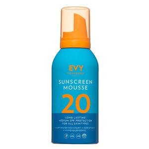 EVY Sunscreen Mousse SPF 20 är en långtiddsskyddande solkräm för alla hudtyper.