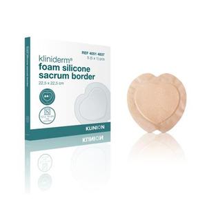 Kliniderm Foam Silikon Border Sacral är ett sterilt skumförband till behandling / avlastning av sår över korsben.