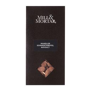 Mill & Mortar Mandlar sommartryffel havsalt - 100 g, baserad på ekologiska kvalitetsmandlar från Spanien och Italien