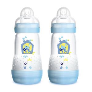 MAM Anti-colic nappflaskor är de perfekta flaskorna för att växla mellan amning och flaskmatning, här i blått Med24.se