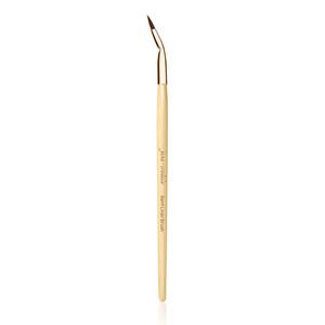 Applicera den perfekta cat-eye eyeliner med Jane Iredale Bent Liner Pensel - Med24.se
