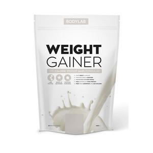 Bodylab Weight Gainer är ett snabbt och gott sätt att få både proteiner och kolhydrater på Med24.se