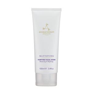 Aromatherapy Associates Mattifying Purrifying Facial Scrub tar bort orenheter och balanserar hudens fett Med24.se