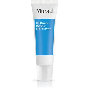 Gör glänsande och fet hud matt samt skyddad med Murad Oil-Control Mattifier