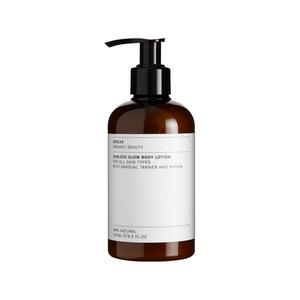 Evolve Sunless Glow Body Lotion bygger upp en solbrun färg Med24.se