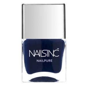 Nails Inc NailPure Prince Arthur Road är en riktigt, djup och majestätisk blå färg, som passar perfekt för allt Med24.se