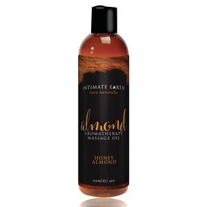 Intimate Earth massageolja med läcker, mild doft av honung och mandel Med24.se