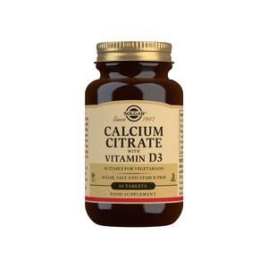 Solgar Calcium Citrate + D3 täcker kroppens dagliga kalciumbehov och innehåller också D-vitamin för att stödja absorptionen Med24.se