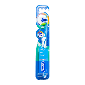 Oral-B Complete Clean Tandborste (medium) - 1 st