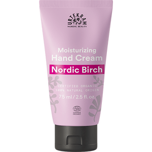 Urtekram Nordic Birch Hand Cream är berikad med ekologiska oljor och intensivt fuktgivande ingredienser som ger dina händer massor av vård samt en lätt, frisk doft av blåklint Med24.se