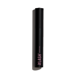 Xlash Mascara i färgen svart ger dig fantastiska, fylliga och långa fransar Med24.se