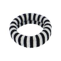 By Stær Ea Hårsnodd - Randig Svart/Vit