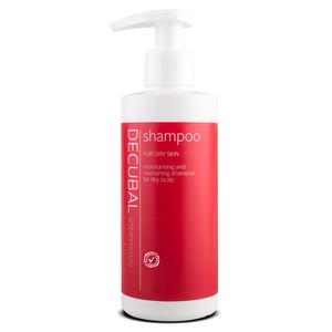 Decubal Mild Shampoo ger en skonsam hårtvätt som inte torkar ut hårbotten Med24.se