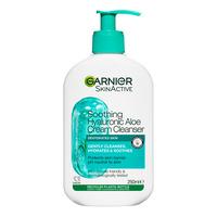 Garnier Skinactive Hyaluronic Aloe Cleansing Gel For Dry Skin - 250 ml